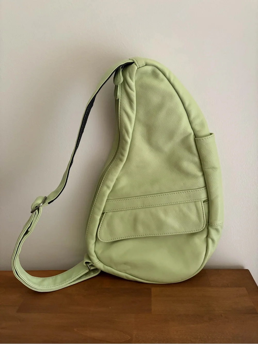 Vintage AmeriBag Leather Healthy Back Bag Pistachio Lime USA Made Sling